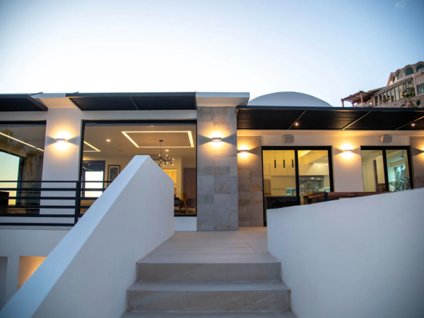 Luxurious 6-Bedroom Villa in Pedregal, Cabo San Lucas
